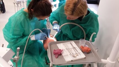 Intensywne kursy z warsztatami: „Uzupełnienia ruchome” i „Protetyczna przebudowa zgryzu”