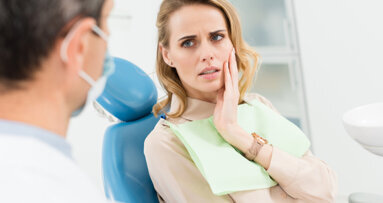 Dentine hypersensitivity experience using toothpaste with added bioglass: A clinical trial