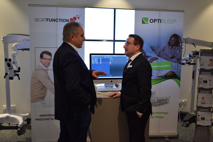 SICAT Air und OPTISLEEP sind die erste 3D-Lösung, die nicht nur die Visualisierung und Analyse der oberen Atemwege im 3D-Volumen ermöglicht, sondern effizient bei der Planung einer schienengeführten Therapie unterstützt. © DTI