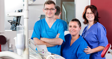 Zahl der Zahnarztzentren steigt