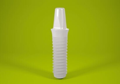 Straumann PURE Ceramic Implant