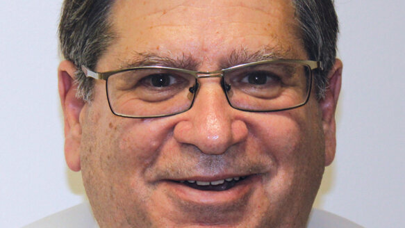 CDA Foundation honors Dr.  Thomas Levy with Dugoni Faculty Award