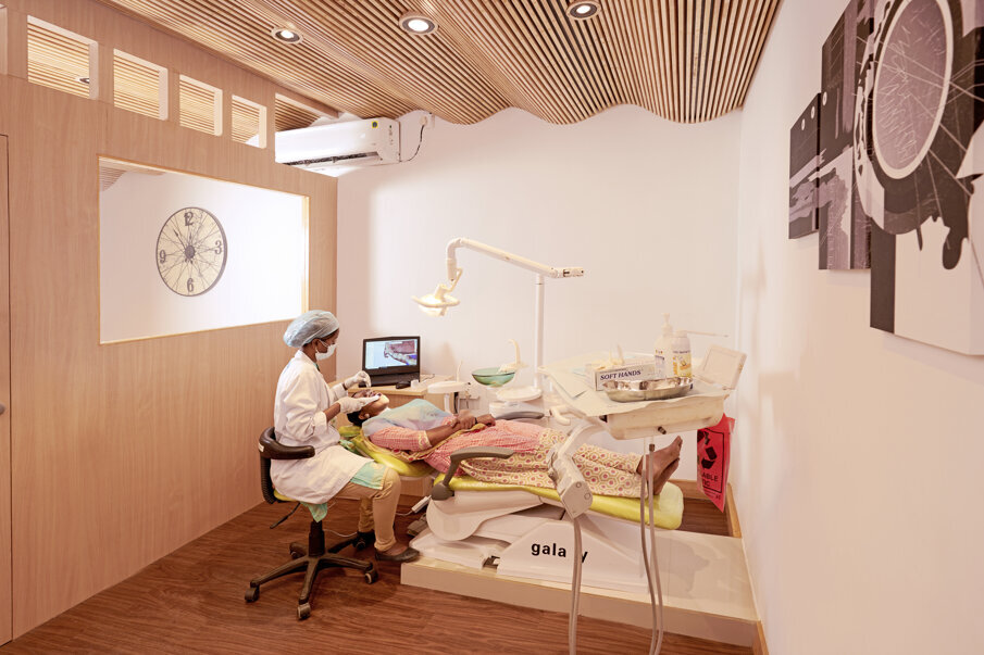 Saveetha Dental College 18