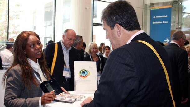 Η ΕΤΑΙΡΕΙΑ DENTSPLY FRIADENT παρουσιάζει έξυπνες λύσεις για μακροχρόνια σταθερότητα των ιστών στο συνέδριο της ΕΑΟ