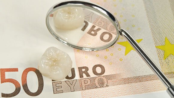 Zahnärzte in Einkommensstatistik hinten