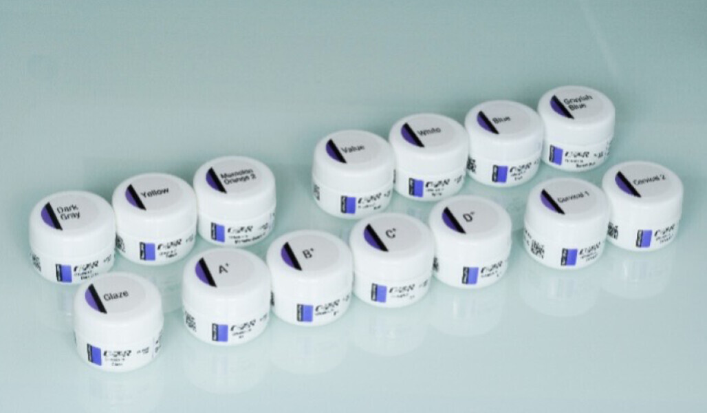 Fig. 5: CERABIEN ZR FC Paste Stain assortment for the practice laboratory. 