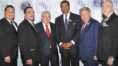 Henry Schein named Corporation of the Year by Hispanic healthcare executives