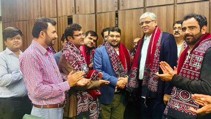 YDA new cabinet calls on Sindh health minister