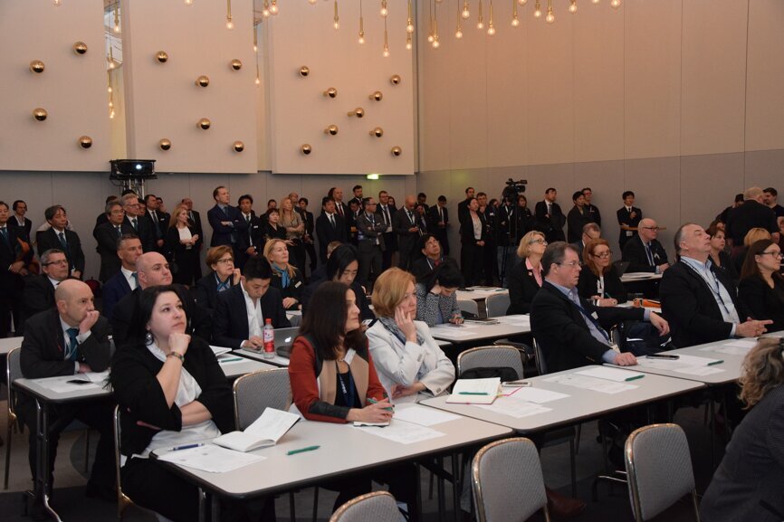 Audience at the GC IDS press conference (Photograph: Monique Mehler, DTI)