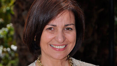 Igiene orale e anziani. La polmonite che arriva dai denti “sporchi”