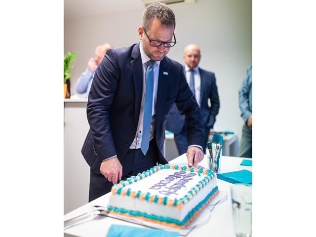 Při závěrečné diskuzi si všichni zúčastnění pochutnali na speciálním dortu