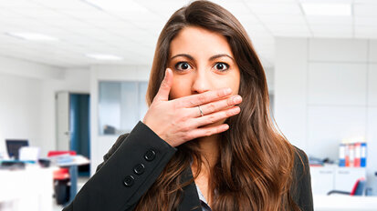 Un italiano su quattro con alitosi, in 6 casi su 10 è colpa di problemi a denti e gengive