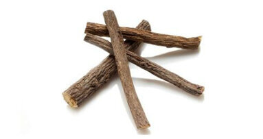 La radice di liquirizia essiccata combatte i batteri orali