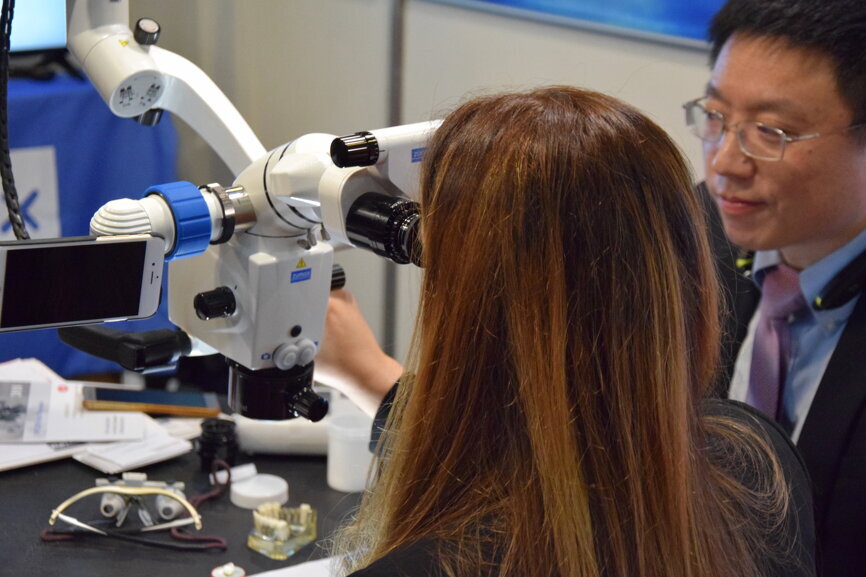 Live demonstration at the Zumax booth at the FDI World Dental Congress (Photograph: Monique Mehler, Dental Tribune International)