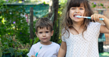 Mikrobiomy śliny dzieci wykazują różnice specyficzne dla płci