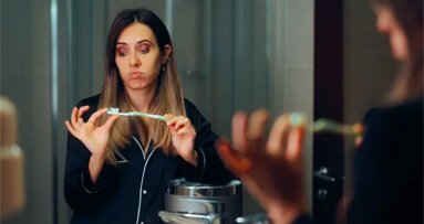 47 odstotkov prebivalstva si ne umiva zob pred spanjem