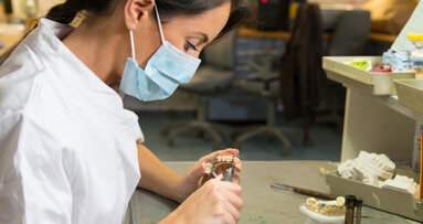 AVZ fordert Meisterpflicht auch im Zahnlabor von MVZ