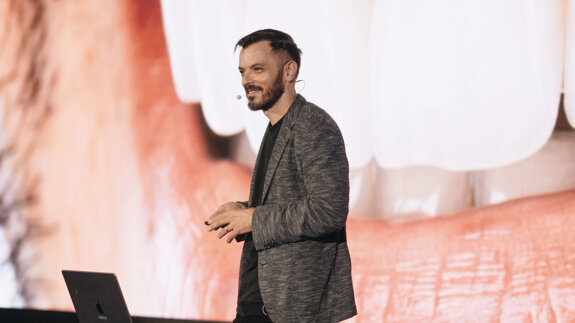 Smilecloud YES Launches: From One Photo to Full Smile Simulation