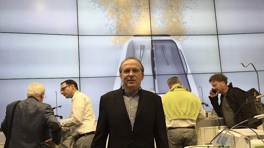 El pedal inalámbrico de Implantmed causa sensación