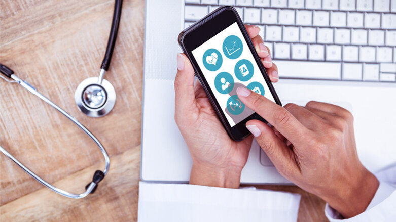 Krankenkasse stellt ihren Kunden erste Zahnbonus-App bereit