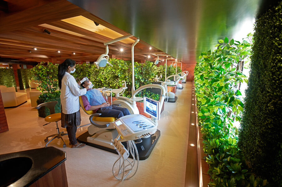 Saveetha Dental College 4