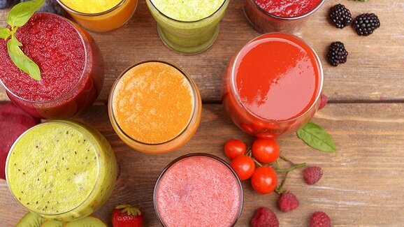 El jugo de uva es peor que el de naranja para los dientes