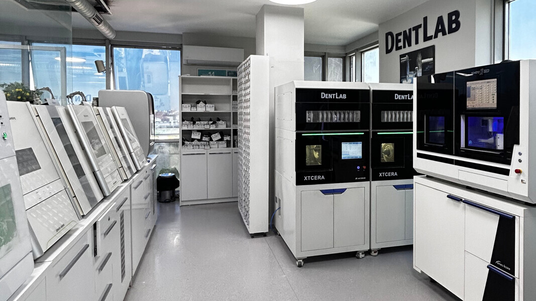Modern digital technologies used at DentLab to provide cutting-edge digital laboratory services.