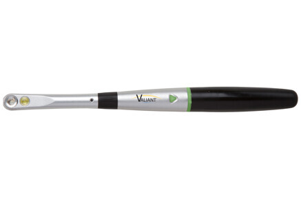 VALIANT curing light