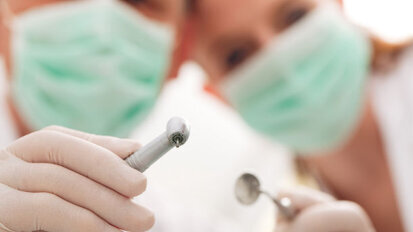 Νέα συσκευή δίνει τη δυνατότητα ανακούφισης των ασθενών από το οδοντιατρικό τρυπάνι