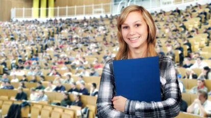 Hoher Zulauf an der Donau-Uni Krems