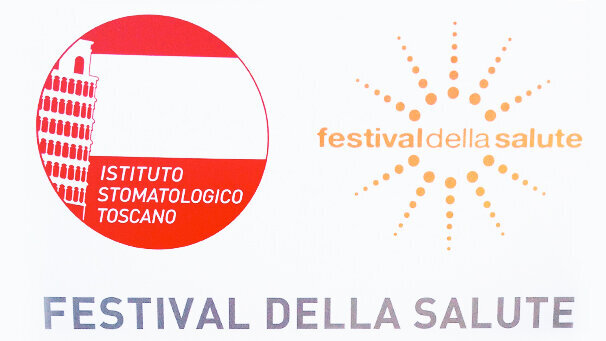 All'affollatissimo Festival della Salute di Viareggio (centomila presenze) Overland for Smile e l'Istituto Stomatologico Toscano in primo piano