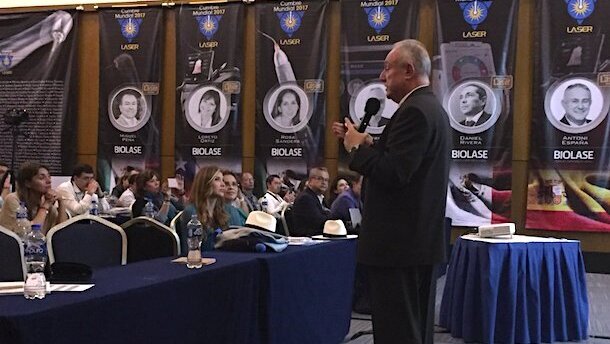 Notable asistencia a la Cumbre Mundial de Láser en Rivera Maya