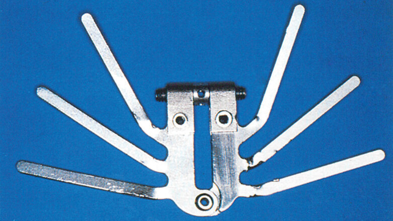 Rychlý vějířový expandér: od prototypu „Pavouka“ k mini verzi