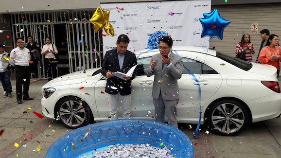 Dent Import rifa un Mercedes Benz