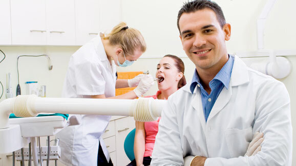 Cursuri de perfectionare in estetica dentara, la Bucuresti si Cluj