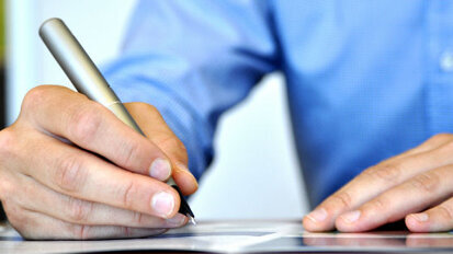 Via agli sgravi per l'apprendistato ma solo per le piccole imprese