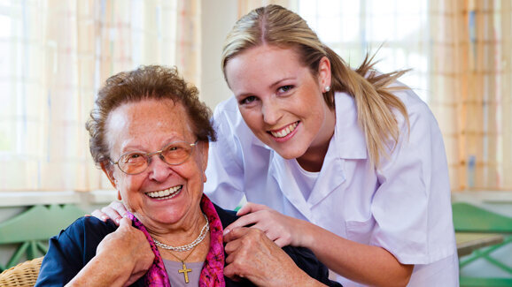 Bessere Zahnversorgung in Pflegeheimen