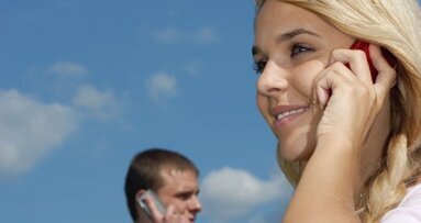 Studie: Mundhöhlenkrebs als Indiz für Handynutzung?