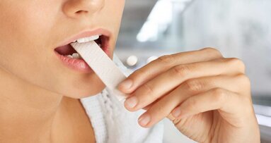 10.000 Jahre alte Kaugummis: Neuer Einblick in die Zahngesundheit