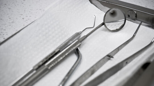 La sterilizzazione degli strumenti e la sicurezza nello studio odontoiatrico