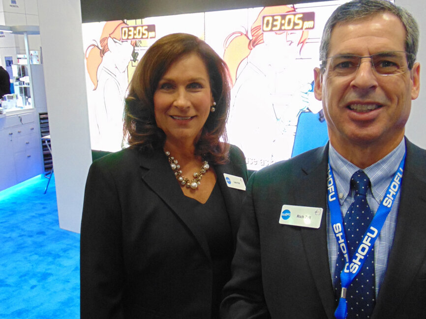 Lisa Hull, left, and Rich Hall of Shofu Dental Corp. (Photo: Fred Michmershuizen/DTA)