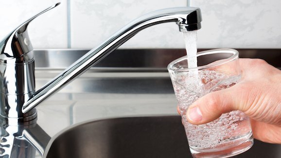 Fluoretação da água recebe financiamento generoso na Nova Zelândia