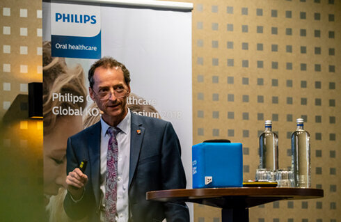 Prof. Dr. Iain Chapple, profesor parodontologie a vedoucí fakulty stomatologie na University of Birmingham UK