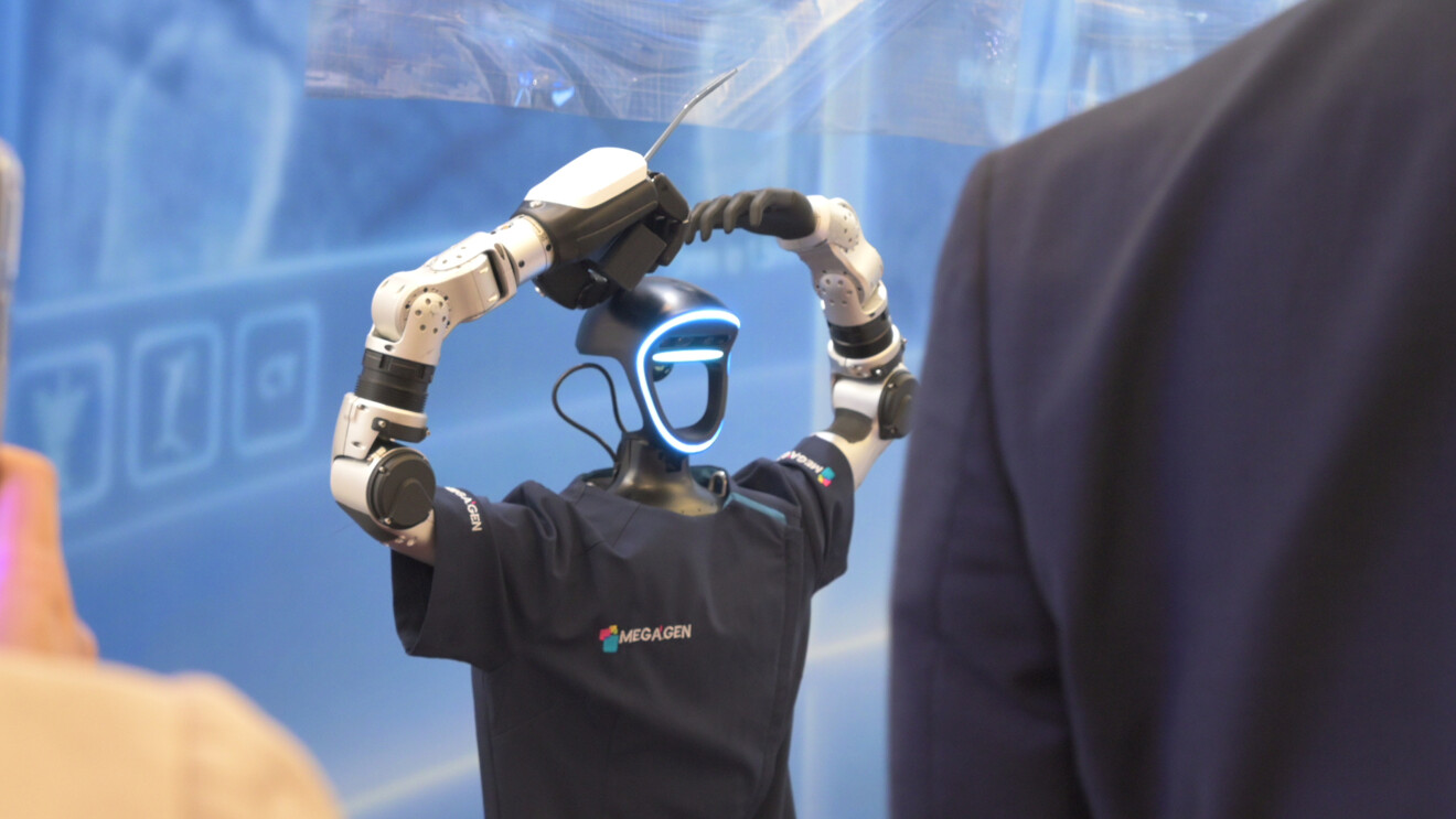 The exhibition at the 19th MegaGen International Symposium showcased recent developments in digital implant dentistry, including integrated workflows designed to support diagnosis, treatment planning and restoration.