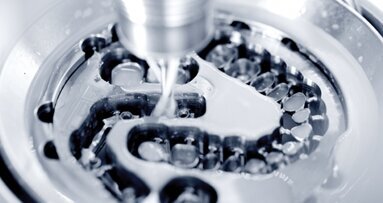 Titane et chrome-cobalt – métaux durs pour la fabrication CAD/CAM