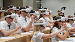 Study evaluates dental students’ experiences of mixed reality-based learning