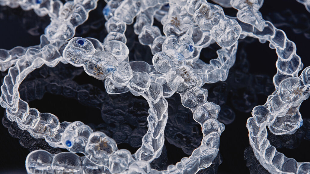 Candid assume o mercado de alinhadores de um novo ângulo