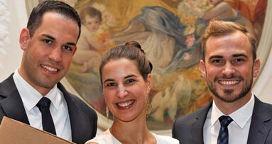 Masterfeier der zmk Bern im festlichen Kleid