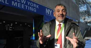 Cursos internacionales en estética e implantología