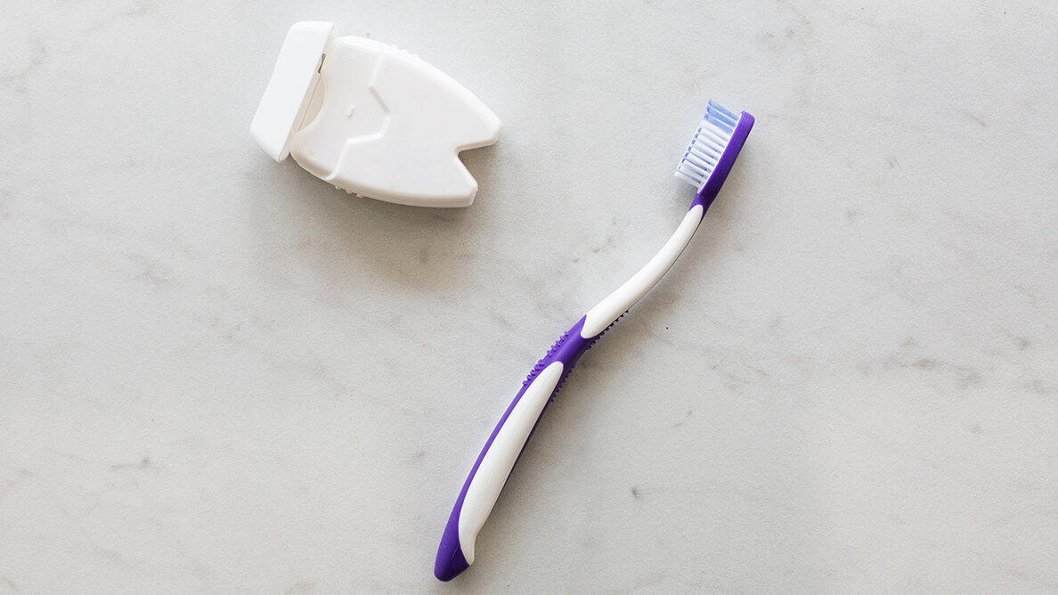 Citizen science: Flossing and dental visits correlate to healthier mouths